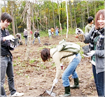 植樹祭の様子の写真